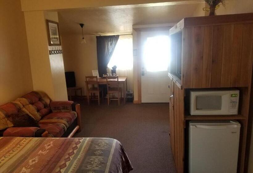 クイーンサイズベッドのスタンダードルーム, Alpaca Inn