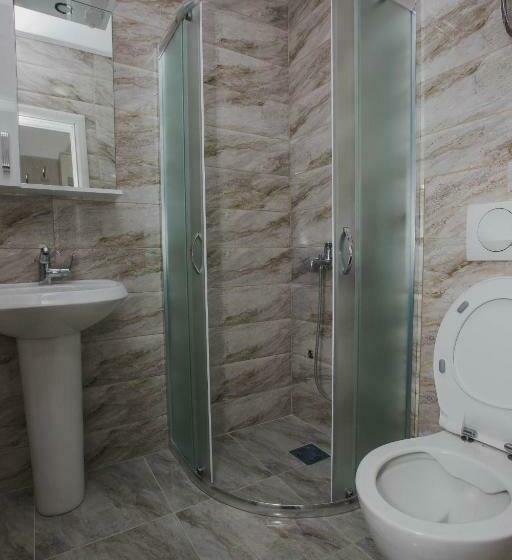 חדר סטנדרט, Dapčević