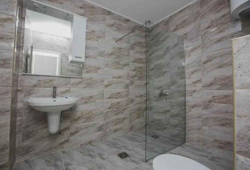 آپارتمان 1 خوابه با تراس, Dapčević