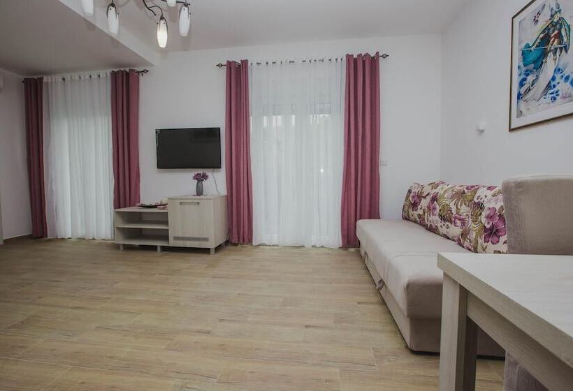 חדר סטנדרט, Dapčević