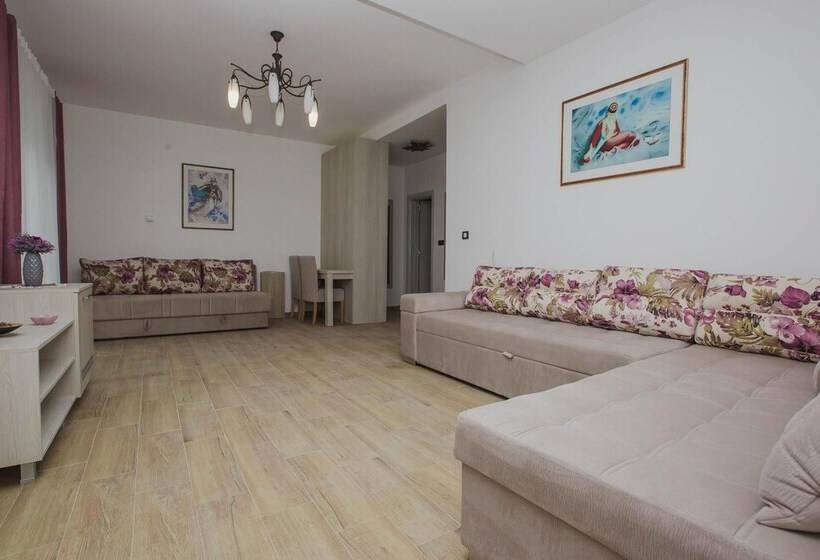 חדר סטנדרט, Dapčević