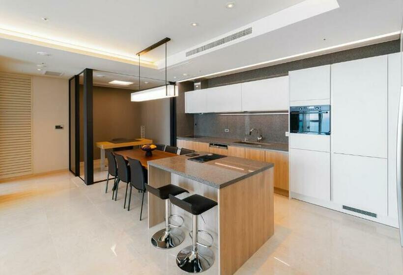 小型套房带海景, Grand Lct Residence