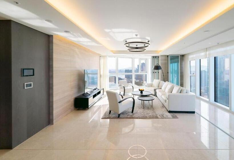 总统套房, Grand Lct Residence