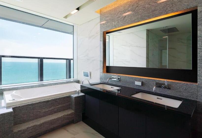 海景套房, Grand Lct Residence