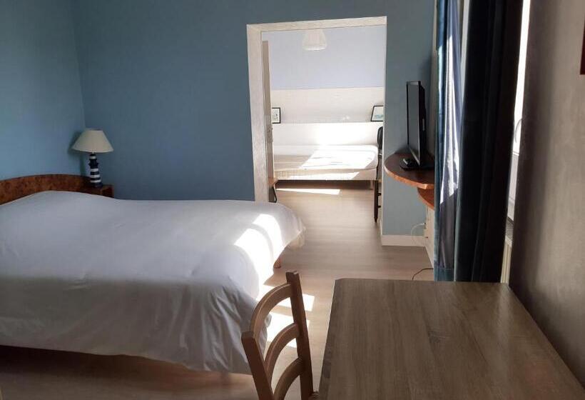 트리플 클래식 룸, Home Des Pins Sarl