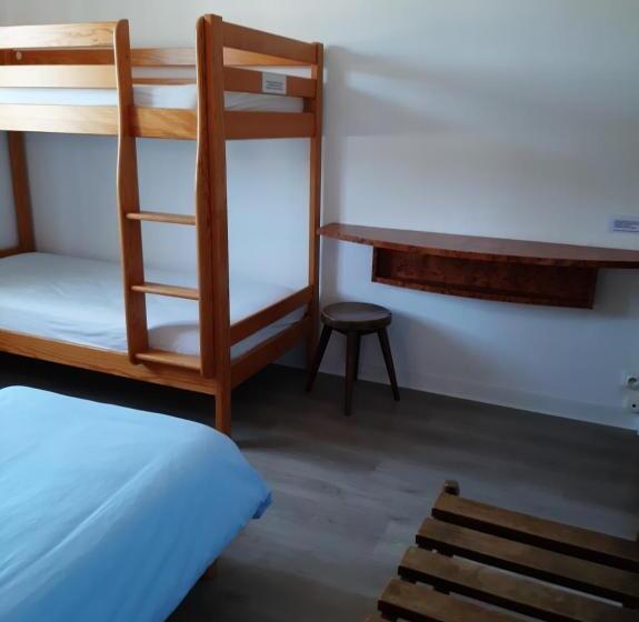 Четырехместный Номер Стандарт, Home Des Pins Sarl
