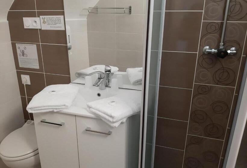 정원 전망 4인용 스탠다드 룸, Home Des Pins Sarl