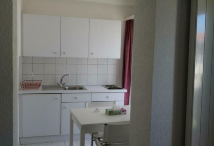 חדר סטודיו סטנדרד, Le Rivage