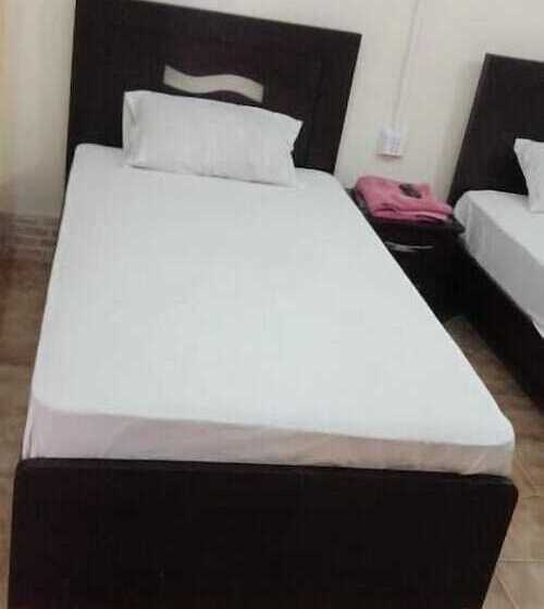 اتاق لوکس, Autobahn Guest House