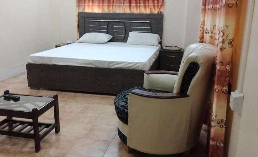 اتاق لوکس, Autobahn Guest House