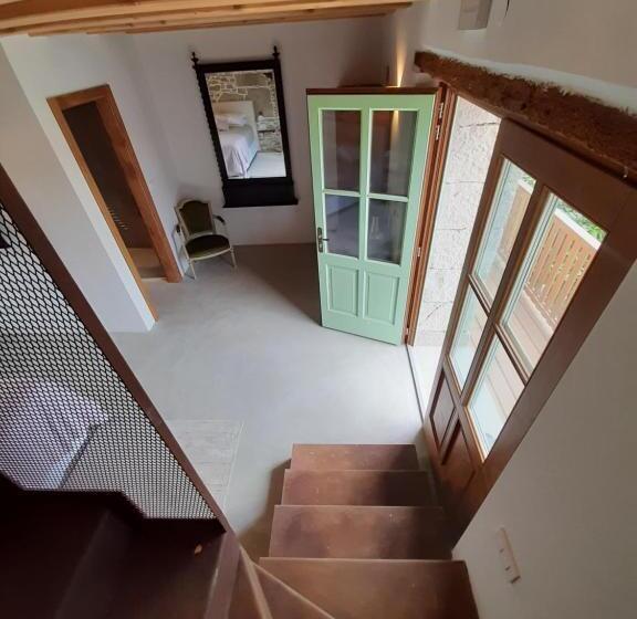 اتاق سوپریور خانوادگی, Dvor Vipolže