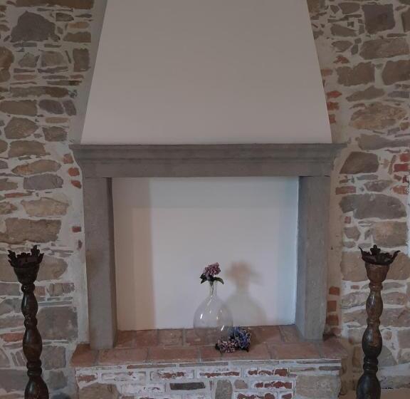 سوییت اجرایی, Dvor Vipolže