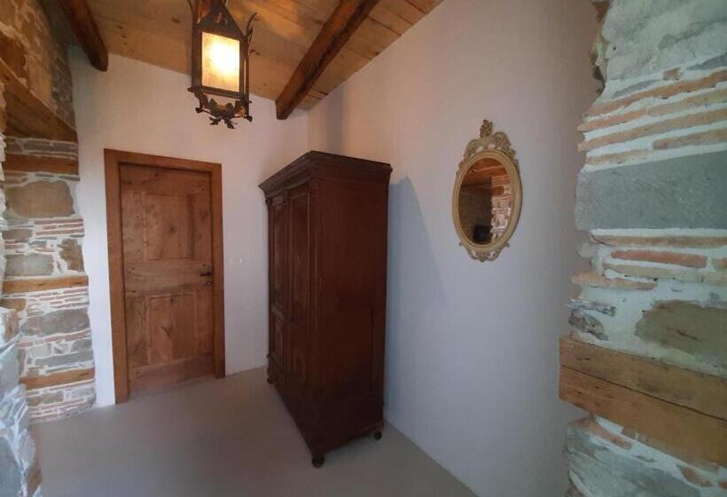 سوییت اجرایی, Dvor Vipolže