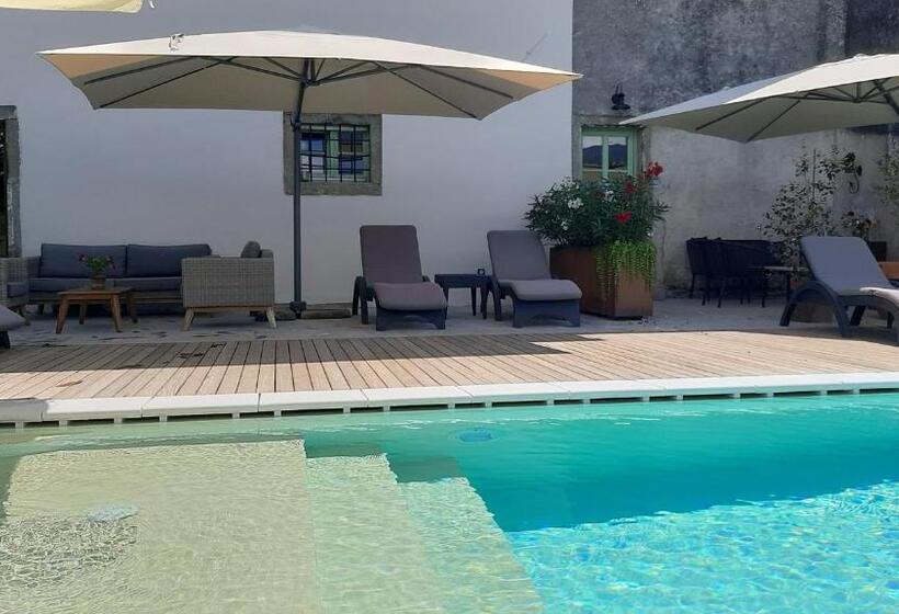 Standard room with outdoor bath, Dvor Vipolže