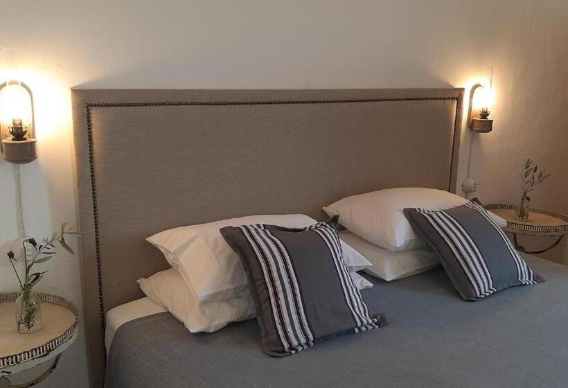 Standard room with outdoor bath, Dvor Vipolže