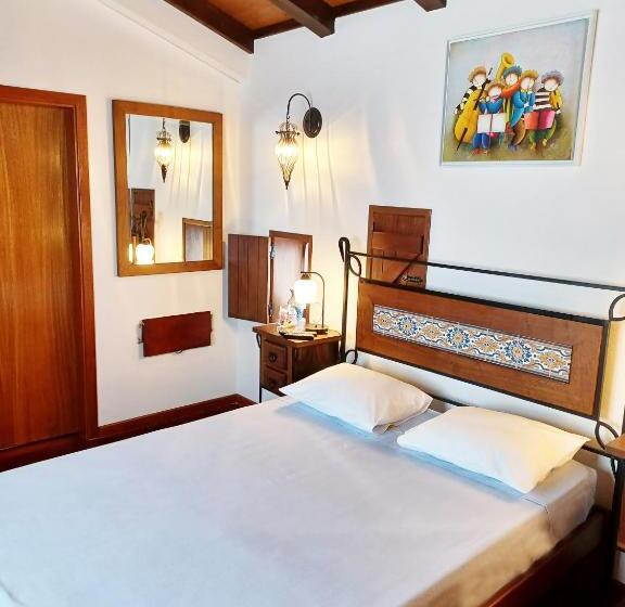 غرفة قياسية مطلة على الجبل, Refugio Das Artes