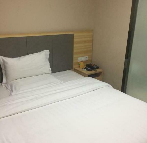 Номер Комфорт, 7days Inn Changsha Yinpenling Ridge Aux Plaza