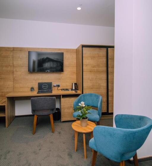 آپارتمان سوپریور 1 خوابه, Salis