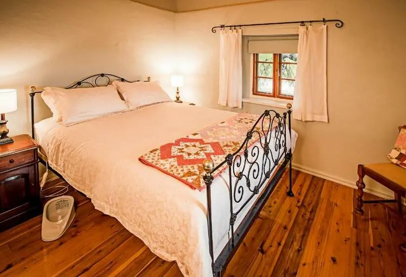 デラックスルーム, Lucy's Cottage