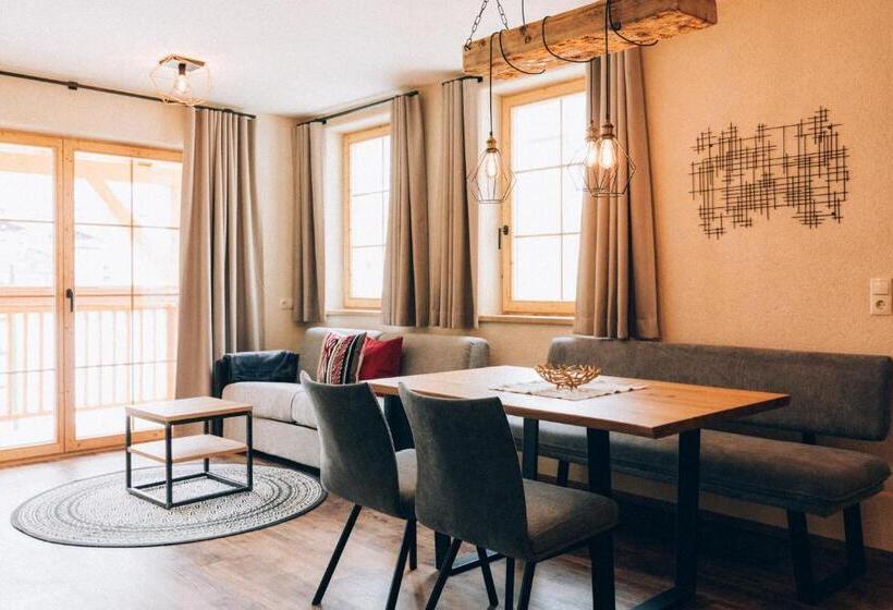 Апартаменты 2 Спальни, Burg1990