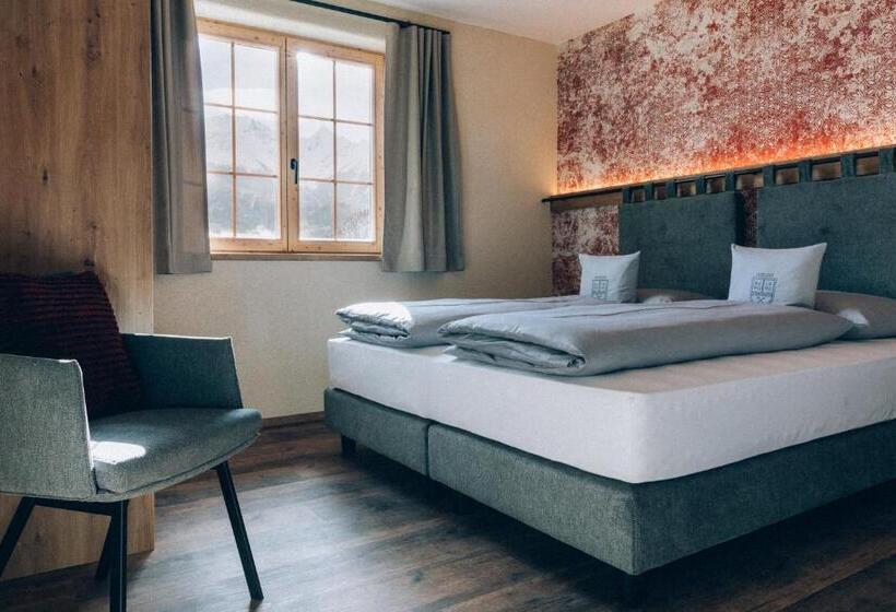 Апартаменты 2 Спальни, Burg1990