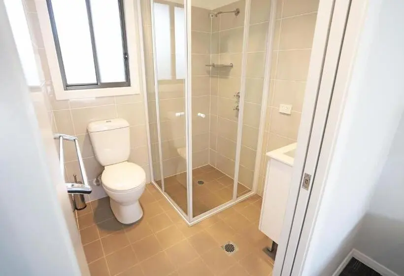 اتاق استاندارد, Eastend Studio Apartments