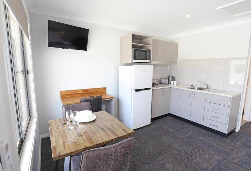 اتاق استاندارد سه نفره, Eastend Studio Apartments