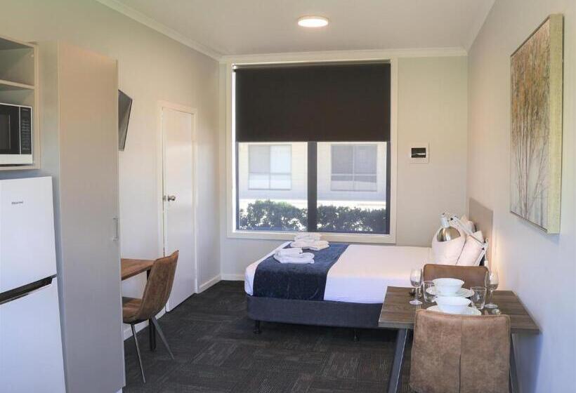 اتاق استاندارد, Eastend Studio Apartments