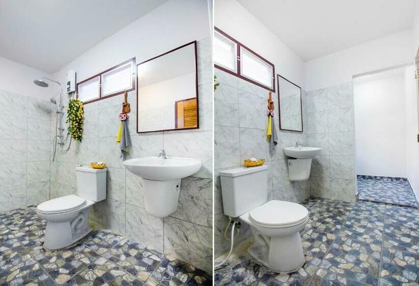 Номер Deluxe, Oyo 999 Baan Pak Rom Ruen