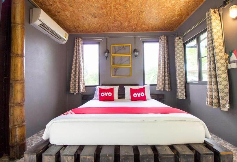 Люкс, Oyo 999 Baan Pak Rom Ruen