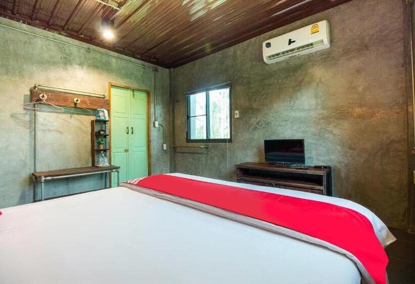 Люкс 2 Спальни, Oyo 999 Baan Pak Rom Ruen