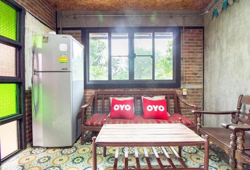 Люкс 2 Спальни, Oyo 999 Baan Pak Rom Ruen