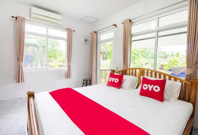 Номер Deluxe, Oyo 999 Baan Pak Rom Ruen