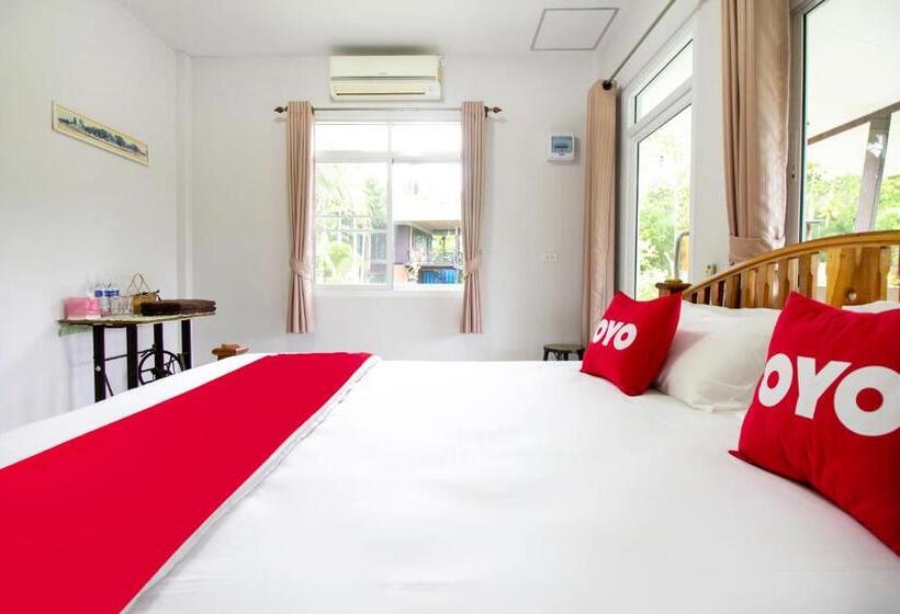 Номер Deluxe, Oyo 999 Baan Pak Rom Ruen