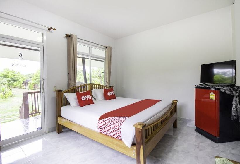 Номер Deluxe, Oyo 999 Baan Pak Rom Ruen