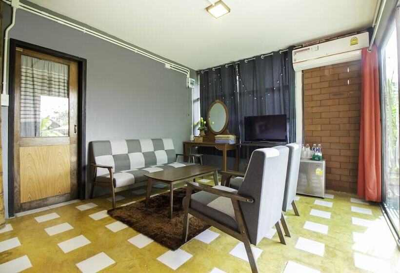 Family Suite, Oyo 999 Baan Pak Rom Ruen