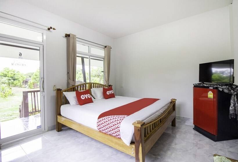 Номер Deluxe, Oyo 999 Baan Pak Rom Ruen