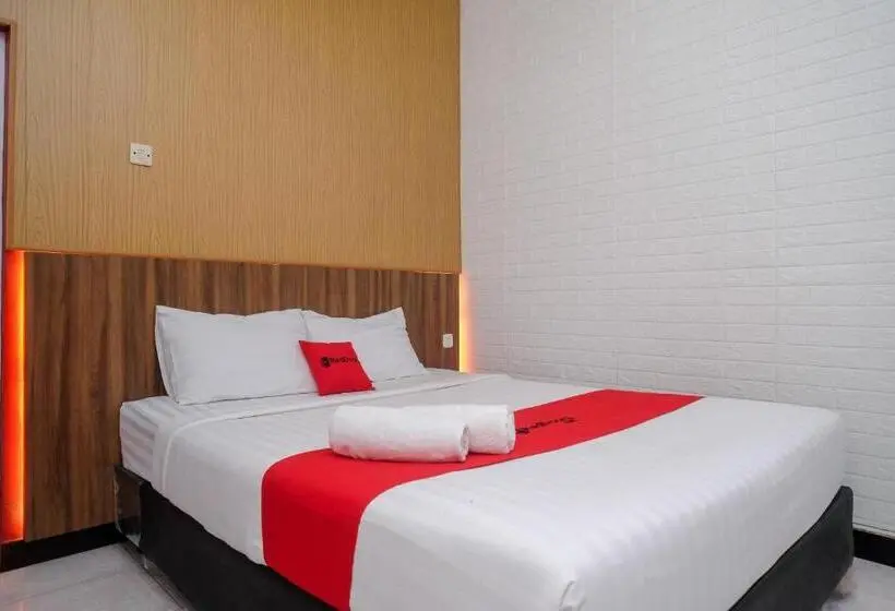 Deluxe-huone, Reddoorz At Pondok Eyang Obi Sleman