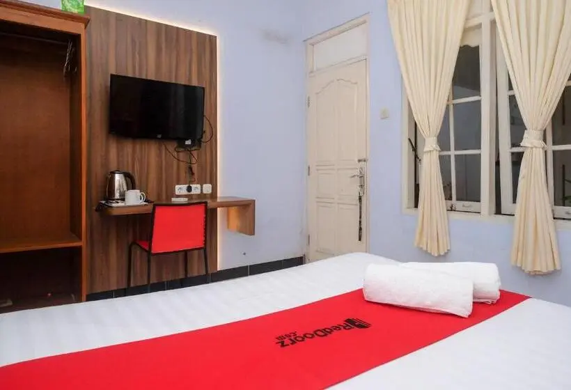 Deluxe-huone, Reddoorz At Pondok Eyang Obi Sleman