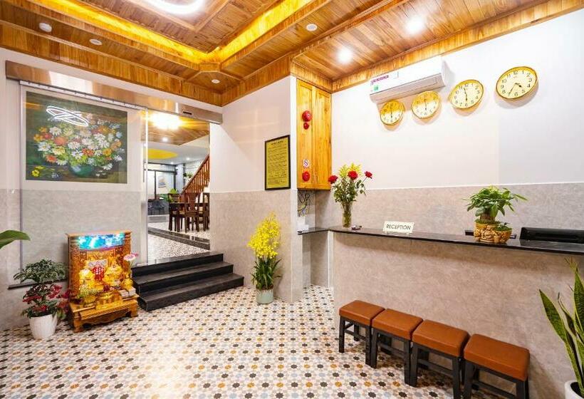 اتاق لوکس با چشمانداز استخر, The Lit Villa Hoi An