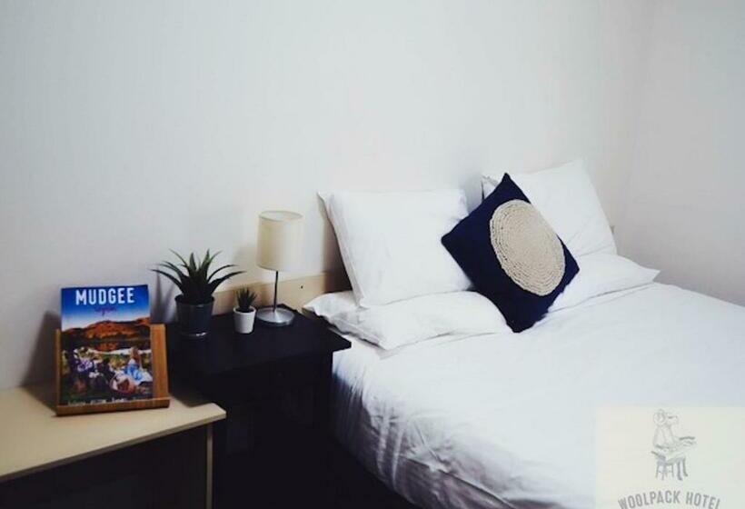 חדר סטנדרט, The Woolpack