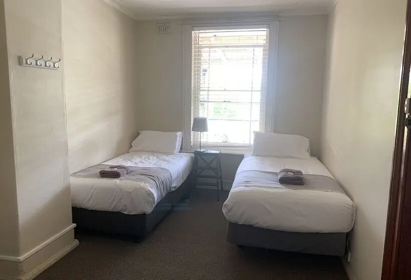 Quarto standard, The Woolpack
