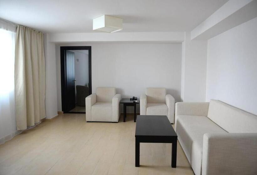 1 Bedroom Apartment, Complex Vraja Mării Costinești