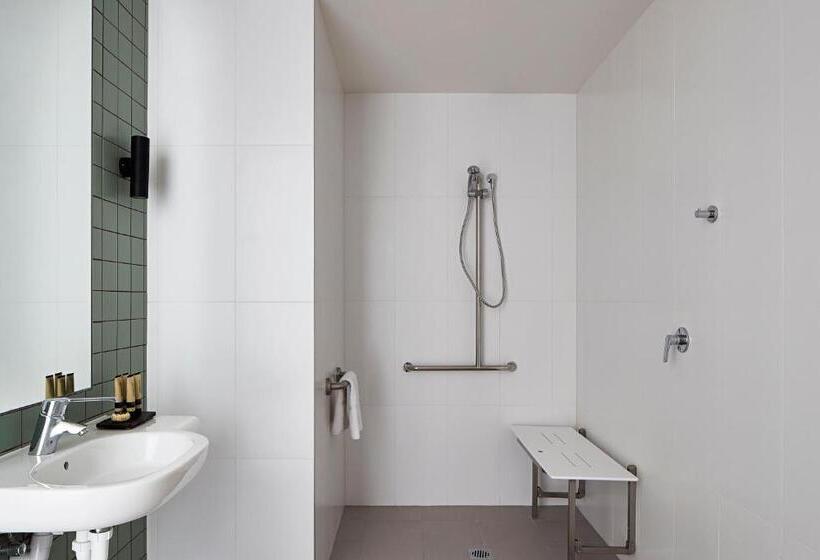 דירת חדר, Lanbruk Richmond Hill