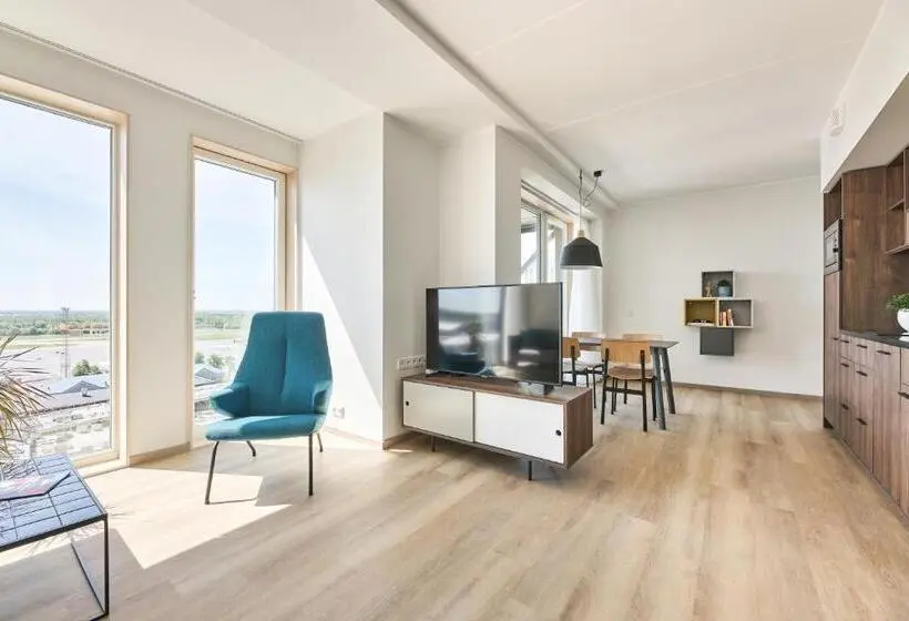 آپارتمان 1 خوابه با بالکن, ülemiste City Residences