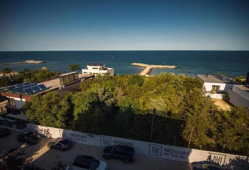 اتاق لوکس با چشمانداز دریا, Novum By The Sea