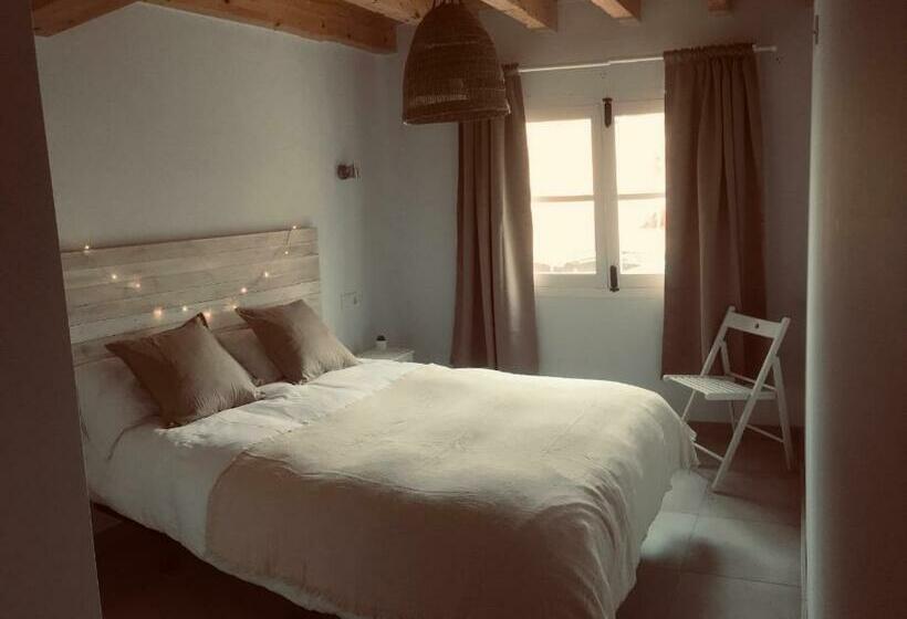 标准间, The Little Caravia