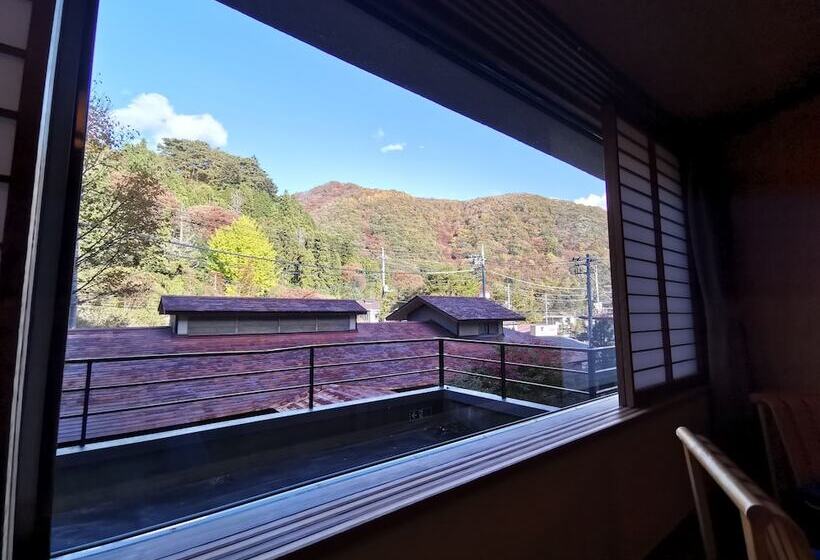 スタンダードルーム, Sakahijiri Nikko