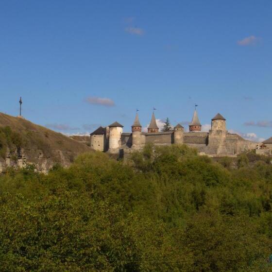 سوییت دوبلکس, Smotrytska Vezha