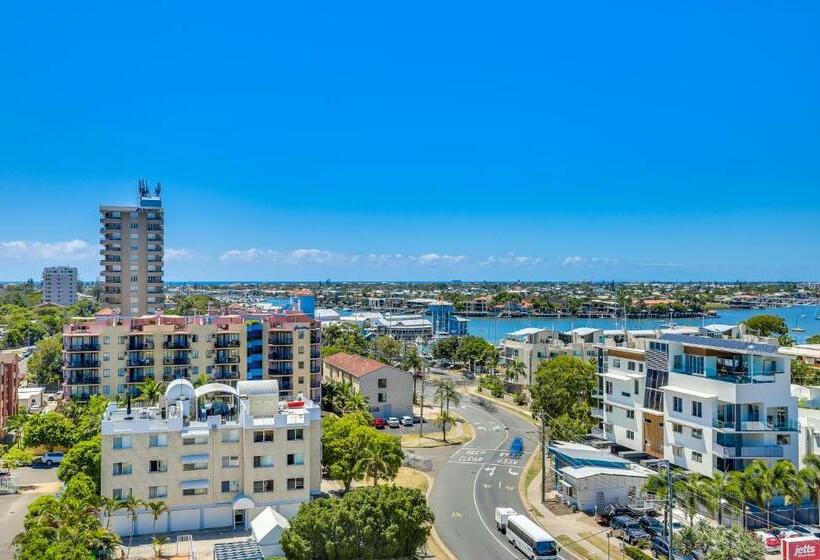 2 Bedroom Apartment with Views, Direct Collective Sea Breeze Mooloolaba